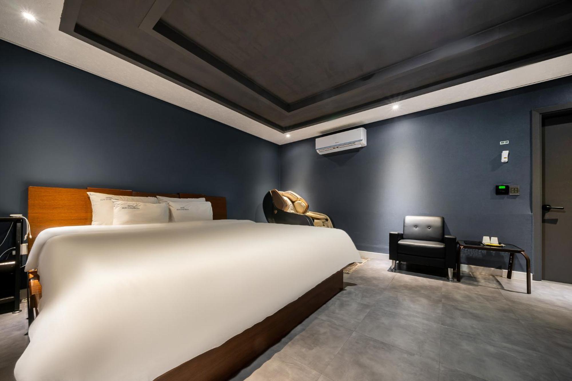 מוקפו Hotel New Evergreen מראה חיצוני תמונה