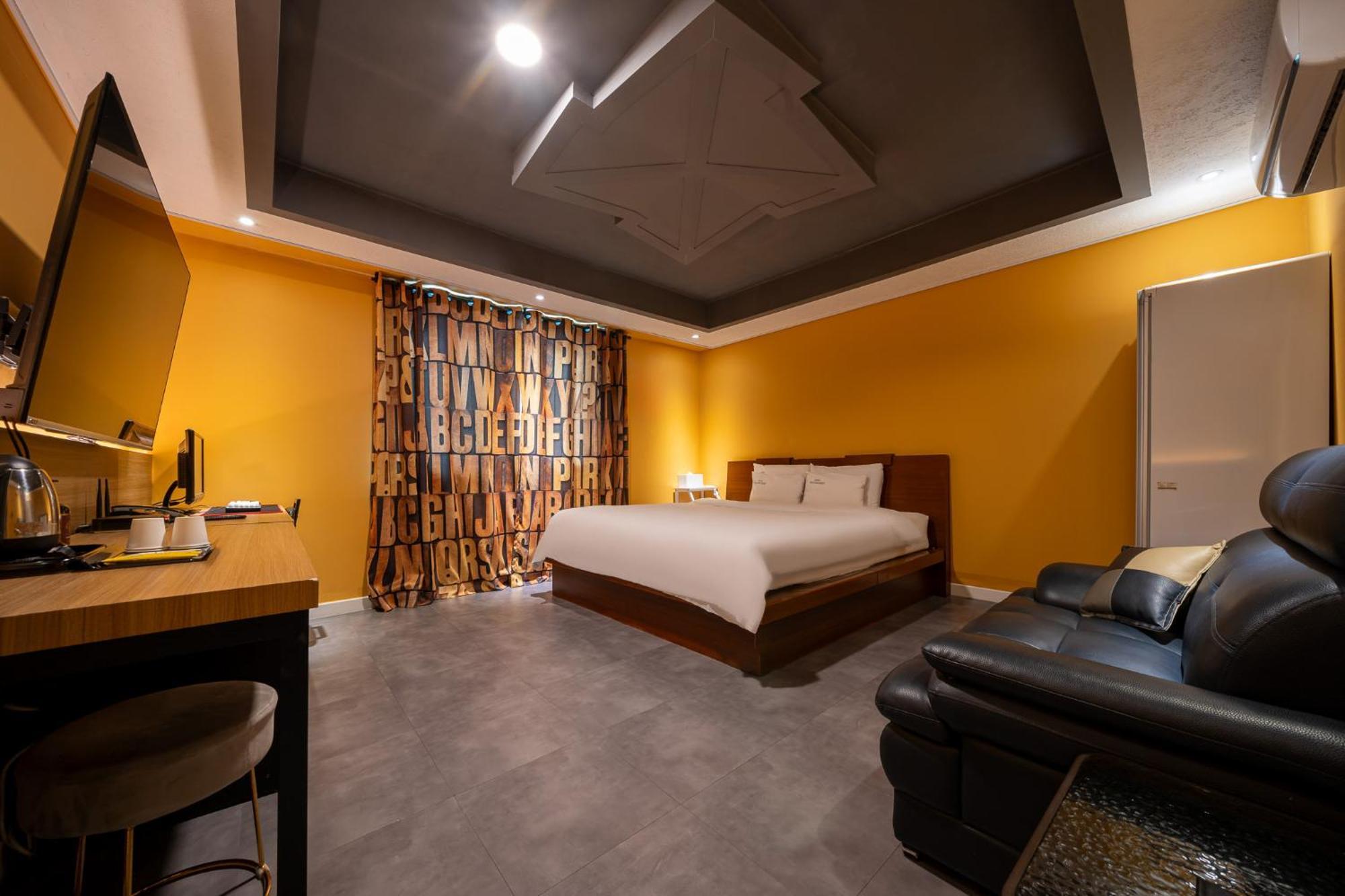 מוקפו Hotel New Evergreen מראה חיצוני תמונה