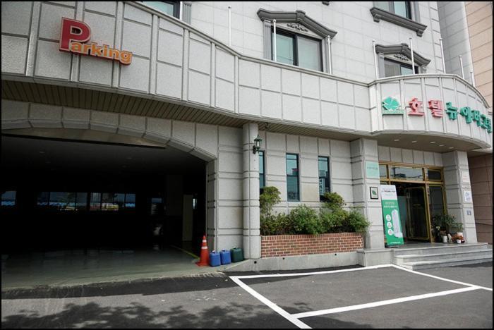 מוקפו Hotel New Evergreen מראה חיצוני תמונה