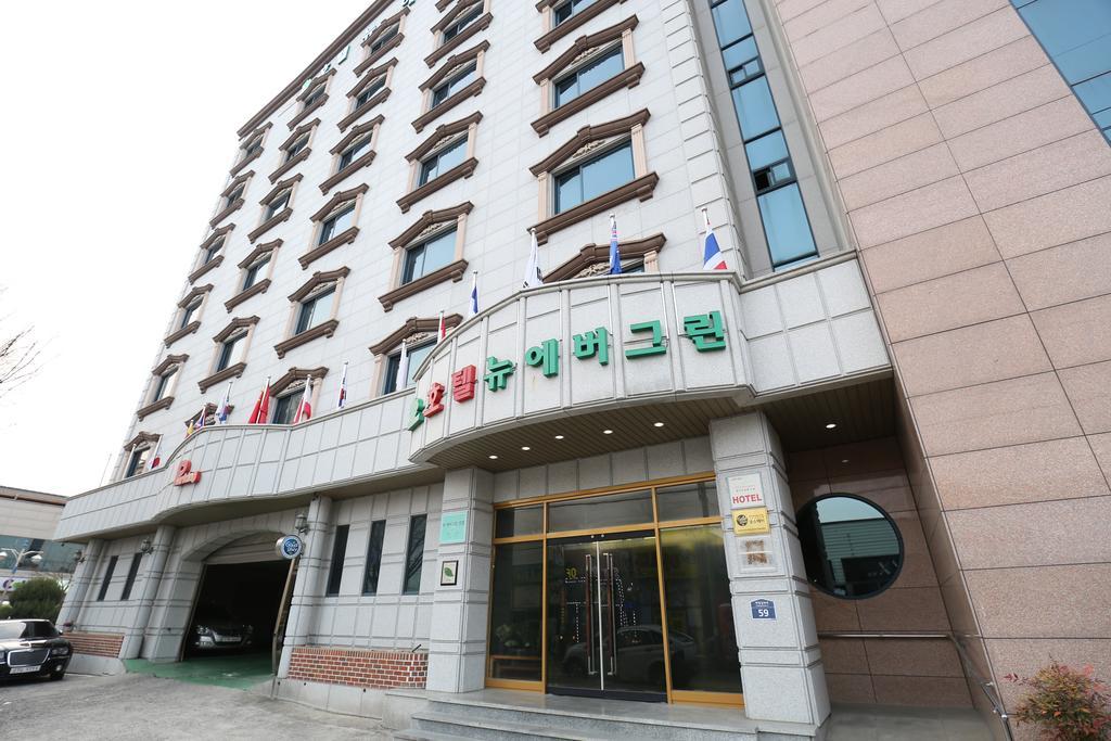 מוקפו Hotel New Evergreen מראה חיצוני תמונה